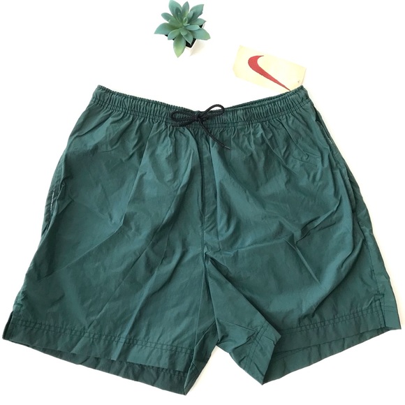 hunter green nike shorts